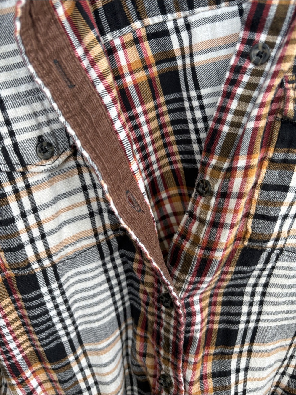 Kavu women button down top size medium - Picture 6 of 7